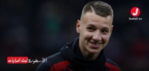 فرانشيسكو كاماردا يدخل قائمة أصغر 10 لاعبين في دوري أبطال أوروبا بعد مشاركته مع ميلان فرانشيسكو كاماردا يدخل قائمة أصغر 10 لاعبين في دوري أبطال أوروبا بعد مشاركته مع ميلان